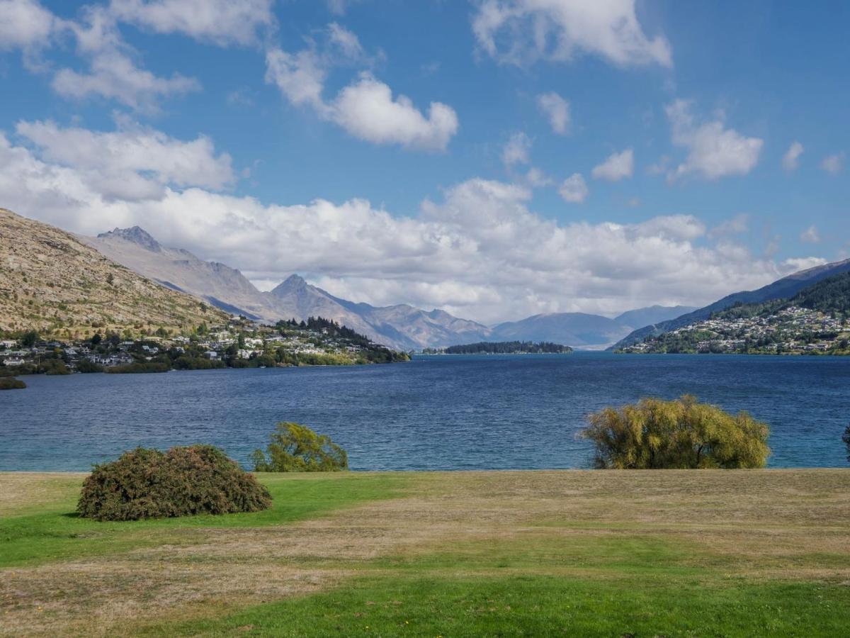 Lake Avenue Studio Villa Queenstown Bagian luar foto